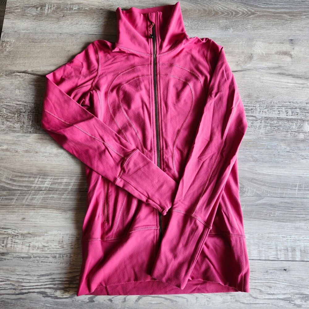(6) Lululemon In Stride Jacket